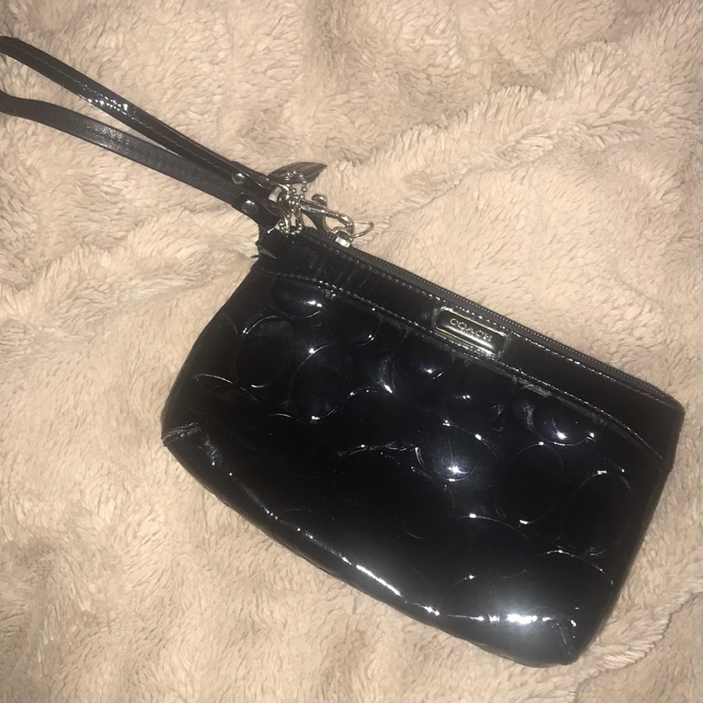 Coach wristlet black